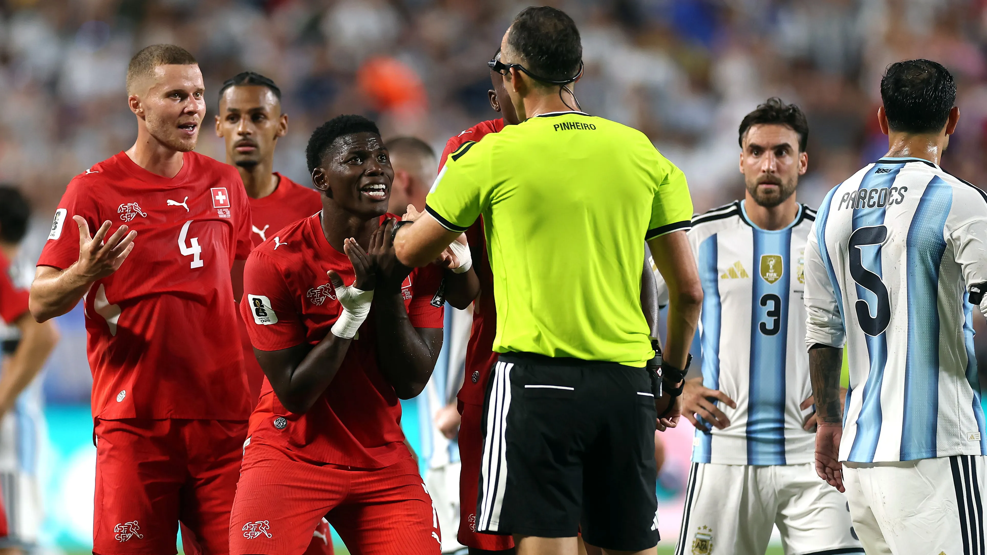 FIFA官方声明:恩博洛红牌是正义纠正,获IFAB认可