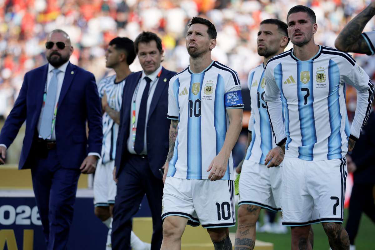 FIFA正式调查阿根廷足协:福克兰群岛横幅及决赛冲突事件