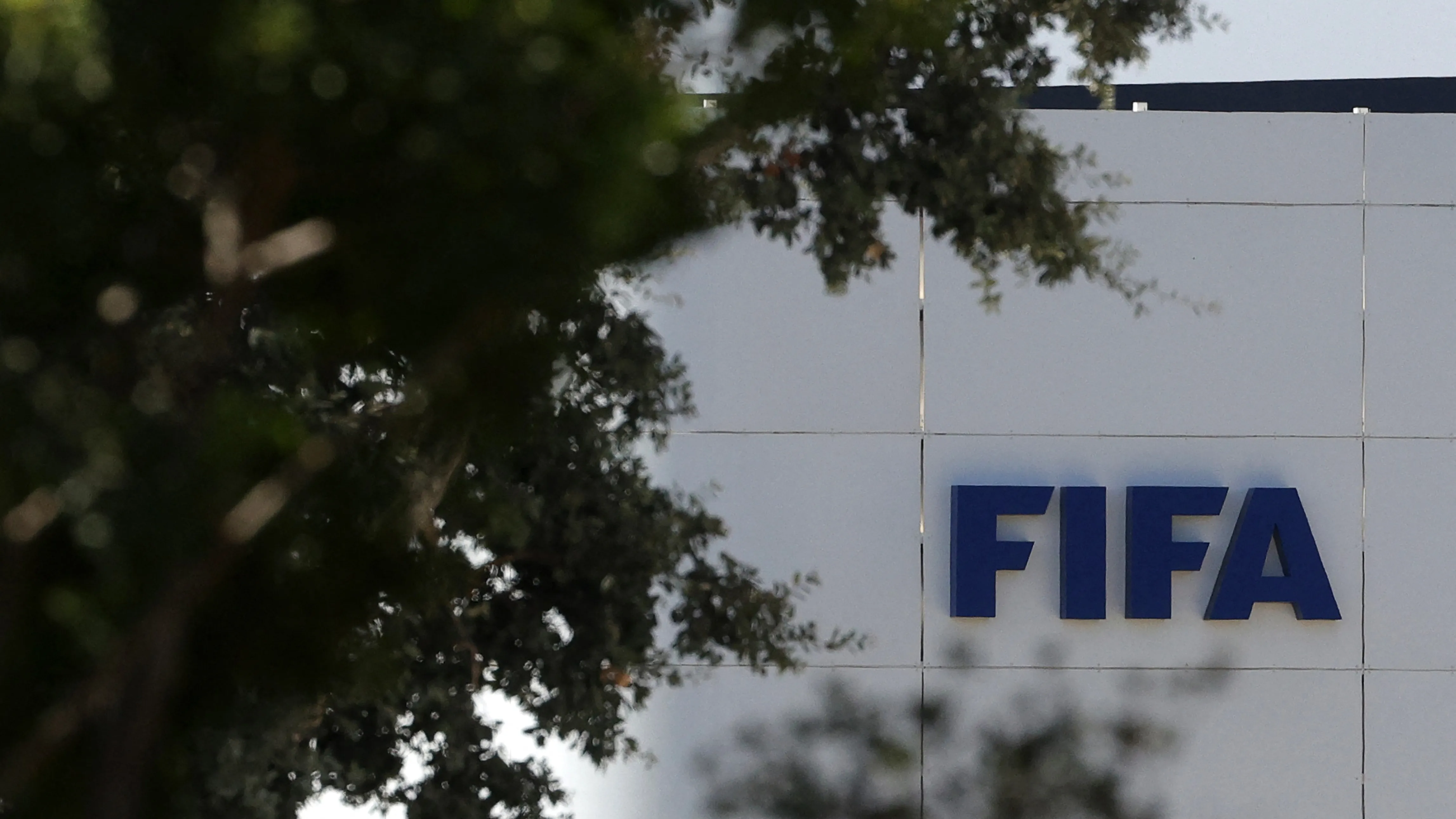 FIFA三号人物公开反对因凡蒂诺,法国人拉莫尔浮出水面