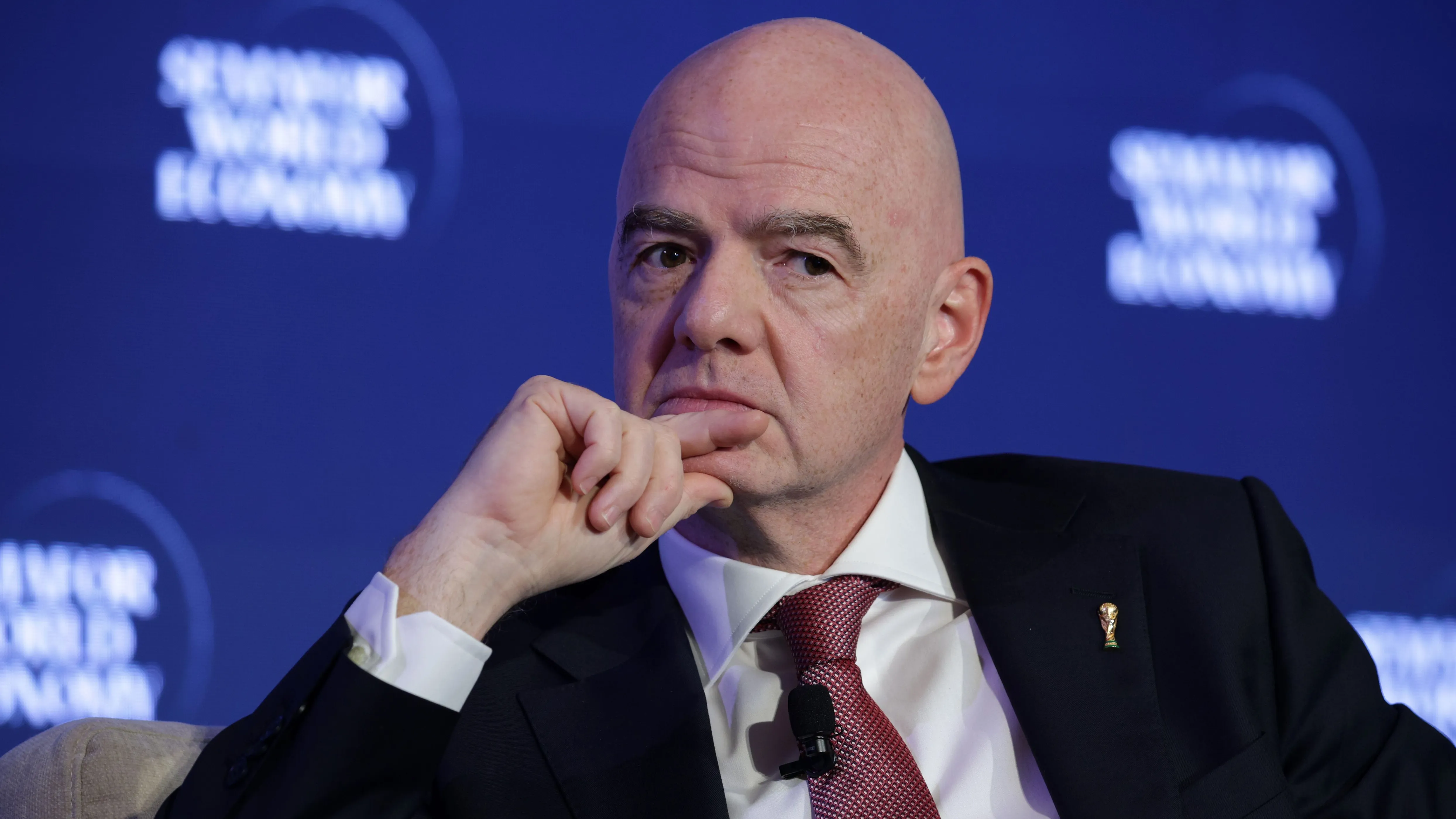 FIFA致函211会员协会:承认世俱杯计划失误,重申对因凡蒂诺支持