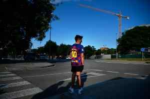 巴萨官方：客战切尔西，1736名球迷将前往斯坦福桥加油助威