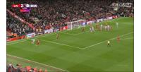 又失良机！萨拉赫范戴克罗伯逊前场多打少，可惜萨拉赫直塞给大了