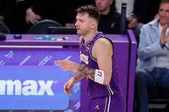 东契奇：我认为自己有能力角逐MVP 但首要目标显然是总冠军！