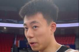 张镇麟：卢伟指导给每人都安排了战术 球队年轻 一兴奋就忘了战术
