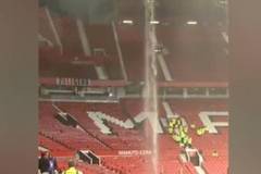水是财!邮报:曼联解决老特拉福德漏水问题,升级教练席翻新草皮