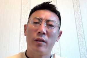 秦升：太多西亚裁判都是瞎吹，你上去哔了叭啦一顿可能就得黄牌