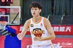 小伙子很稳！王浩然半场出战14分钟 4中4拿到10分1帽