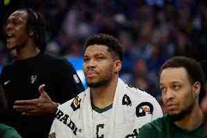 大莫：字母不想待就赶紧TMD走 有老里在他们肯定拿不了冠军