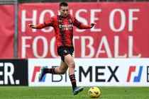 米体:卡马达更可能回米兰并接受肩膀手术,这样一来将伤缺至4月