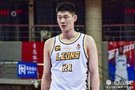 正负值+22！胡金秋半场6中4拿到12分5板 罚球4中4