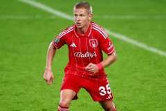 邮报:阿贾克斯求租乌加特被曼联拒绝后,现在和阿森纳谈津琴科