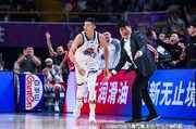 关键先生！陈林坚12中6拿到18分5板 正负值+17最高