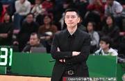 杨鸣辞职有误?记者:让信息再飞一会 非官方回应都只是信息拼图