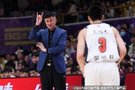这是全靠外援打呗？广东半场拿30分 外援合砍25分&国内球员仅5分