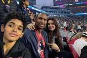 ?NBA最美妻子谁赞成谁反对？霍福德携绝美爱妻观看超级碗