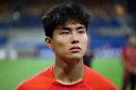 私联海港推进签约，恒大足校向杨黔东发函追偿违约损失