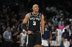 高效替补！凯尔登12投6中&三分4中3贡献18分1板 正负值+13