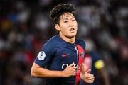 随巴黎赢得6冠1亚！官方：25岁李刚仁首夺韩国年度足球先生