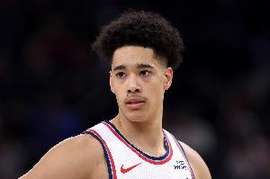 快船官方：尼德豪泽成功接受右脚跖骨损伤修复手术 暂无归期