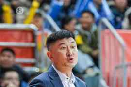 杜锋:常规赛不至于打得这么紧 这种大起大落对球队的伤害太大了
