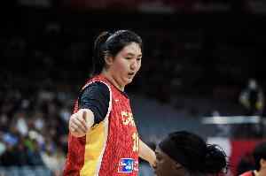 苏群：张子宇跟现代篮球节奏脱节 中国女篮后面可能很难有李梦了